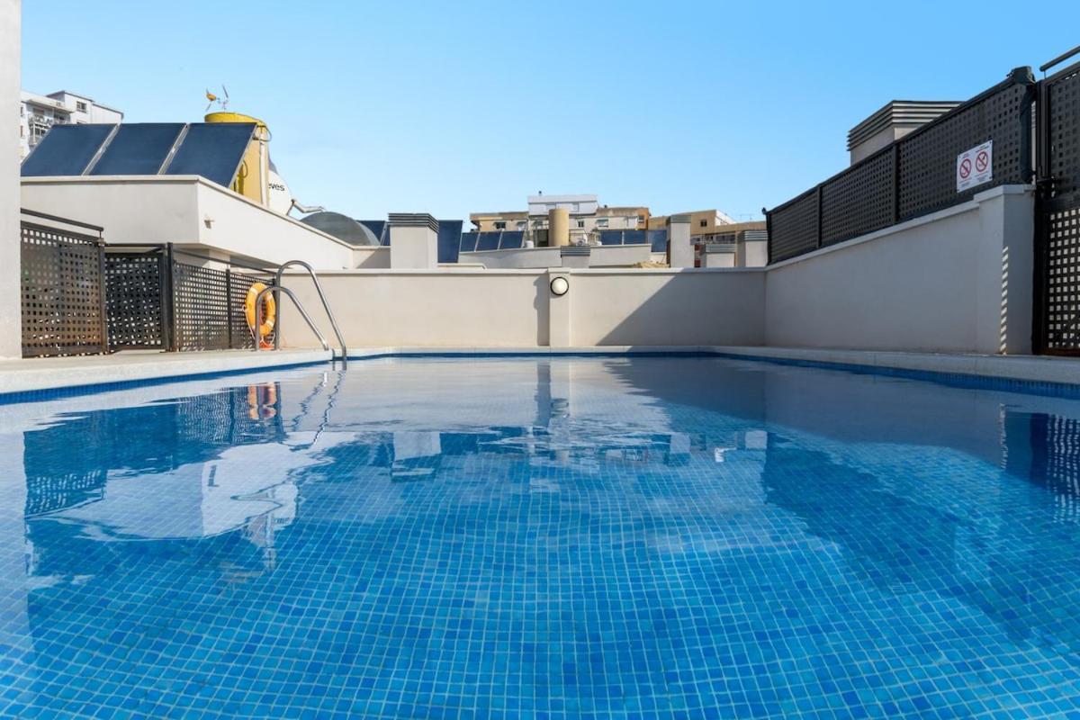 -Malagasunapts- Modern Citycentre Pool&Parking 외부 사진
