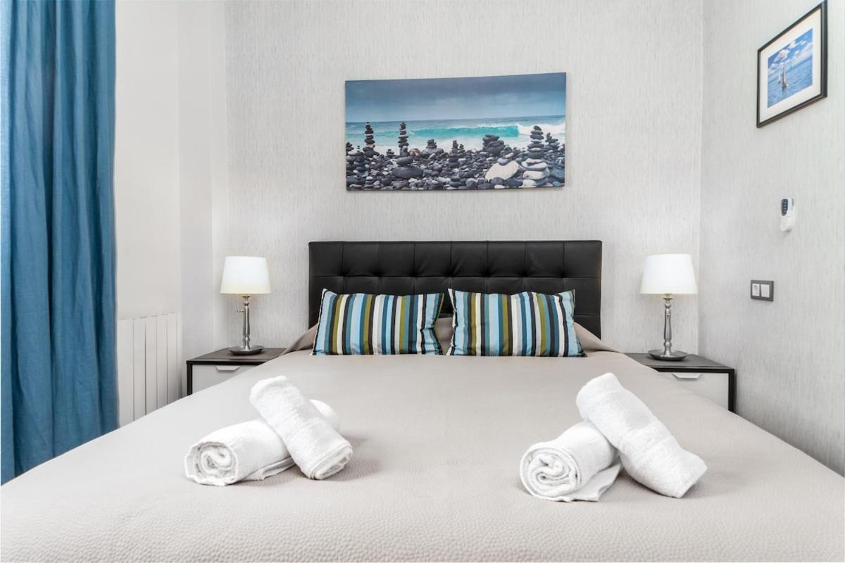 -Malagasunapts- Modern Citycentre Pool&Parking 외부 사진
