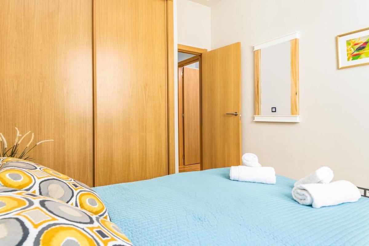 -Malagasunapts- Modern Citycentre Pool&Parking 외부 사진